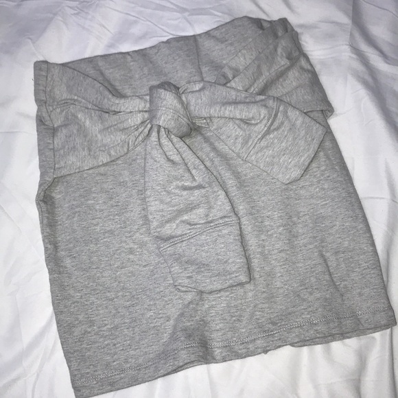 3/$30 🌺 Sweater Skirt - Size S - Picture 1 of 4